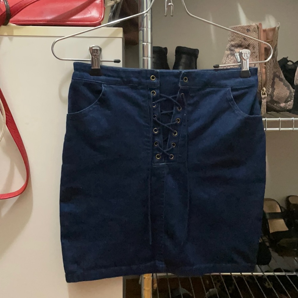 Forever 21 Lace-up Mini-skirt